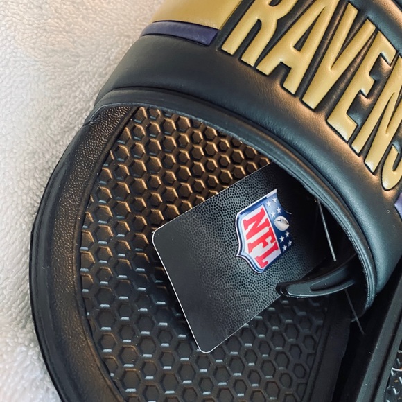 BRAND NEW Super High Quality RAVENS Sandals By NFL - Box 36 - Picture 3 of 3